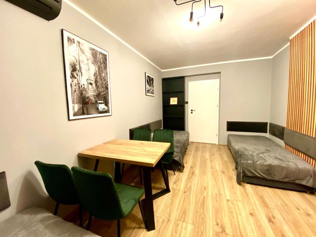 Apartament Komuny Paryskiej Wrocław Zewnętrze zdjęcie